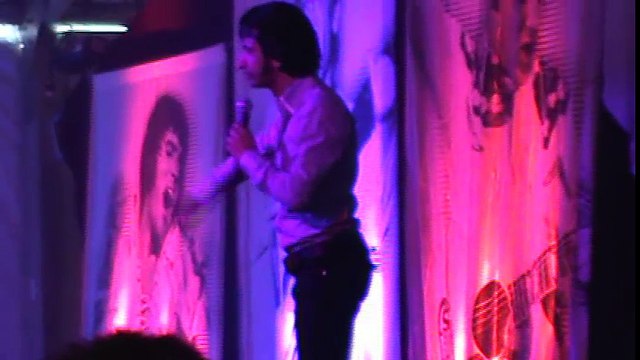 Sean Spiteri sings 'Can't Stop Loving You' Elvis Week 2014