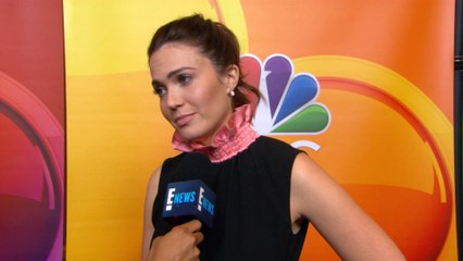 "This Is Us" Stars Dish on What Goes Down in Group Chat