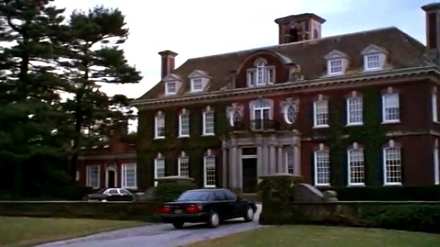 Official Trailer: 8MM (1999)