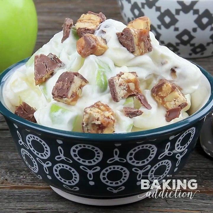 Snickers Caramel Apple Salad