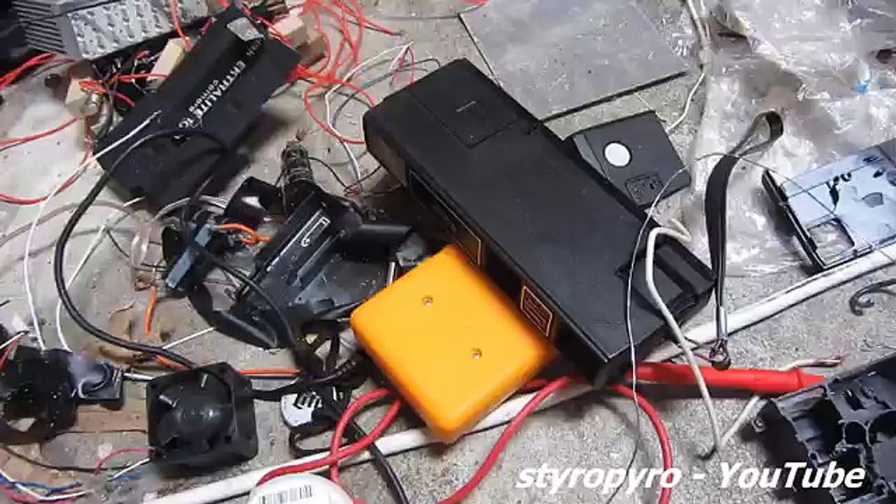 My Homemade Laser Taser Pistol with pulsed YAG laser and High Voltage Head!!!