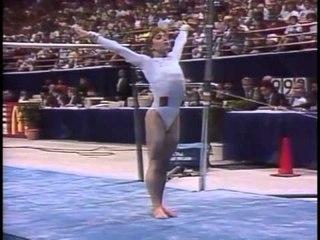 Kim Zmeskal - Uneven Bars - 1992 McDonalds American Cup
