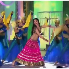 Anushka Sharma's 'Kajra Re' will remind you of Aishwarya Rai's iconic dance