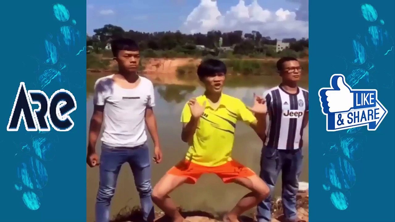 Funny Fails - Best of Chinese Funny Fails Whatsapp Funny Videos 2017 ! Try Not To Laugh !-E9RpFsQLcWU