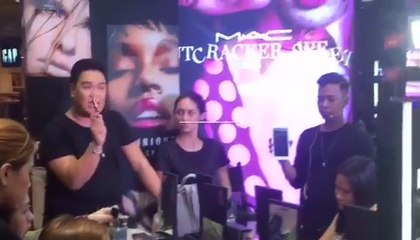 Makeup by Luis Vecina - MAC technique holiday trend 2016