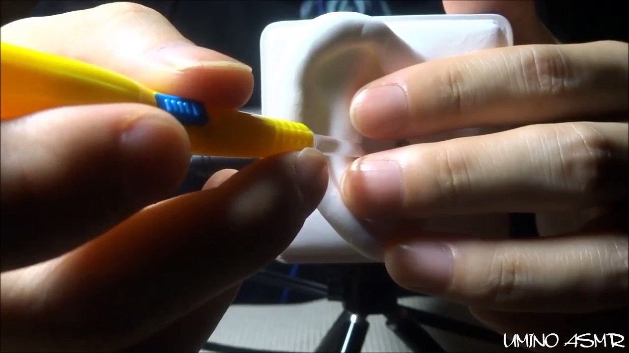 ASMR | シリコン製の耳かき棒 | Ear Cleaning Silicon Ear Pick | SR3D