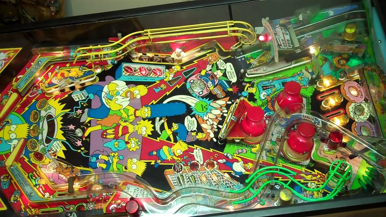 1990 Data East SIMPSONS pinball machine