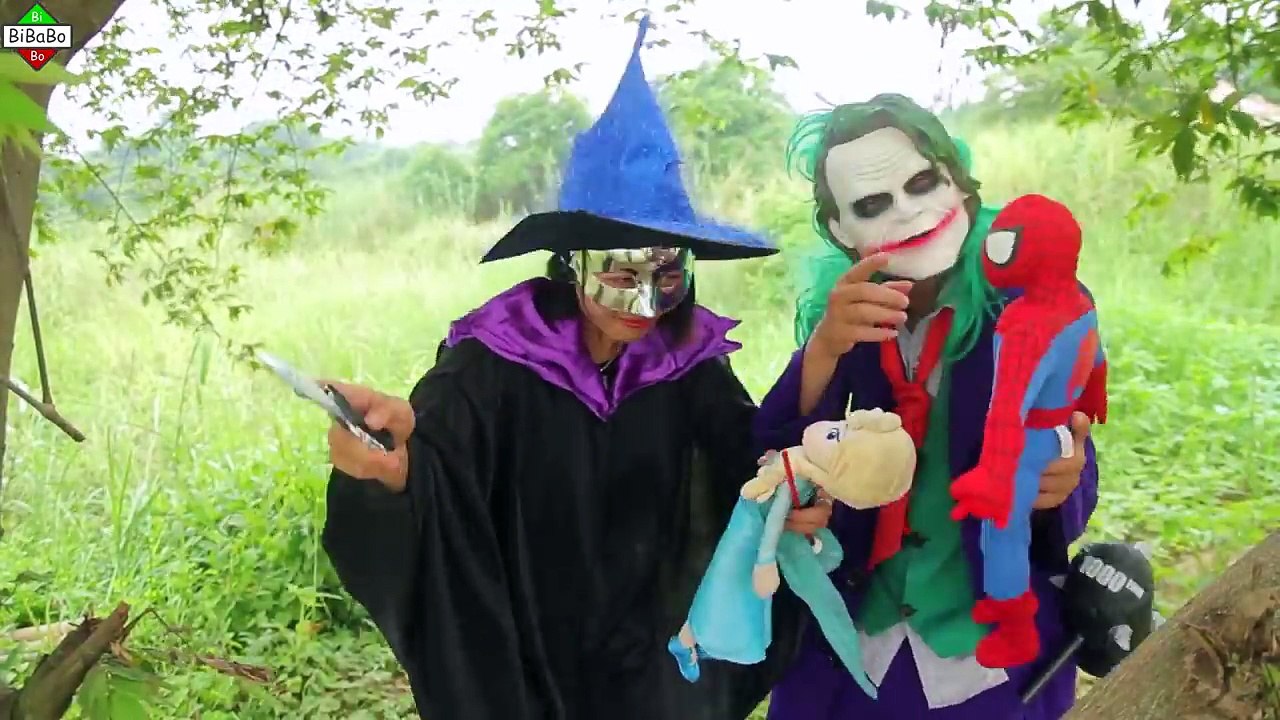 Family Spiderman & Frozen Elsa vs Joker & Witch Maleficent Elsa Baby Funny Video