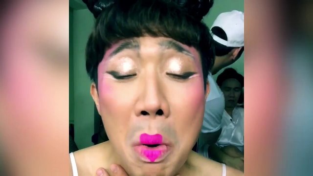 Trấn Thành trang điểm điên đảo , hát nhép liên khúc đình đám khiến fan cười bò