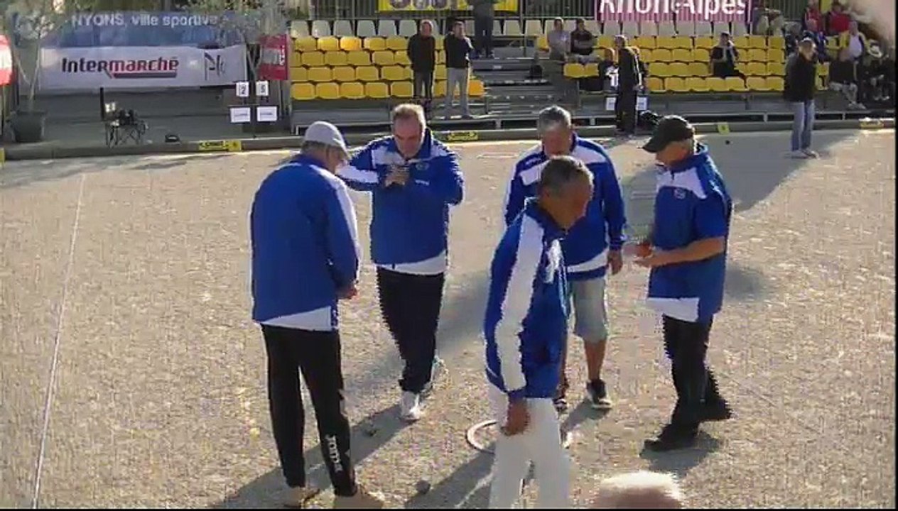 National Triplettes Vétérans de la ville de Nyons 2017 : Huitième LAGARDE vs LIENARD