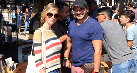 90'lara Damga Vuran Şarkıcı Akın, Şimdi Müteahhit Oldu