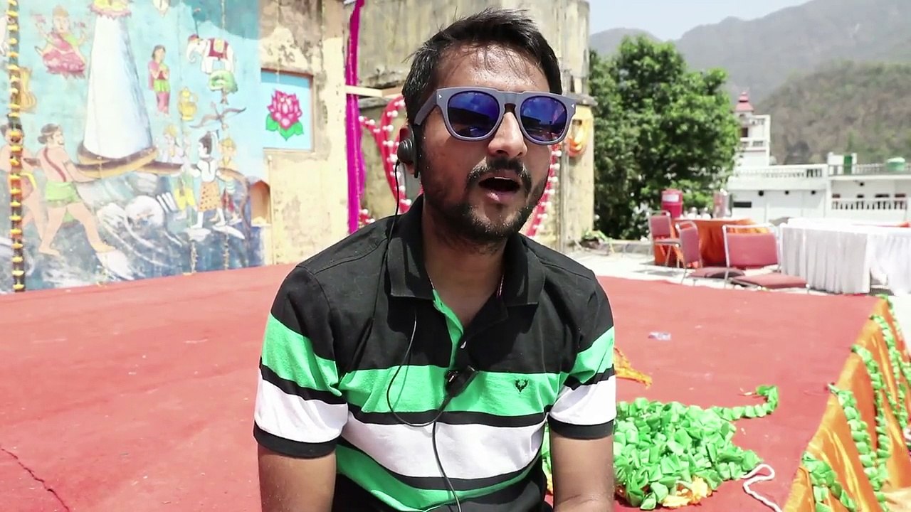 Shubh Mangal Saavdhan Moments _ On Location Making _ Ayushmann & Bhumi Pednekar-7FgUDEzw0lQ
