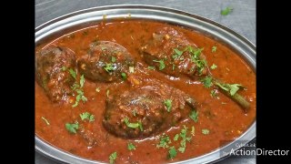 Spicy Brinjal Curry / कोल्हापुरी भरली वाऺगी / kolhapuri stuffed eggplant