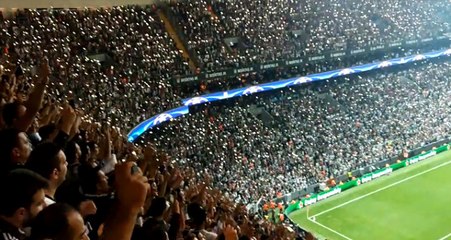 Vodafone Park'ta Elektrikler Kesilince Taraftarlar Görsel Şov Yaptı