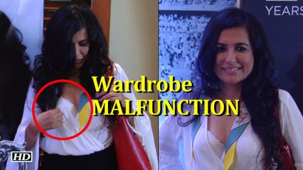Mini Mathur faces Wardrobe MALFUNCTION
