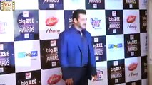 Salman Khan s AWKWARD & FUNNY Moments At The Awards Show   Six Sigma Films