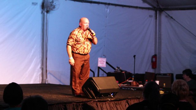 Danny McCorkle sings 'Gold In The Mountains' Elvis Week 2017