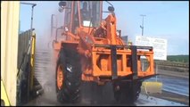 Mega Machines: Mining Truck Washing and Cleaning
