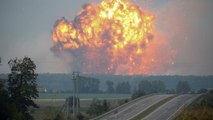 Fuertes explosiones en un arsenal militar en Ucrania
