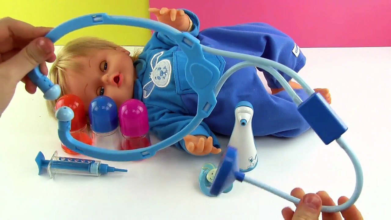 Cicciobello Çok Hastayım Oyuncak Bebek Love N Care Doll