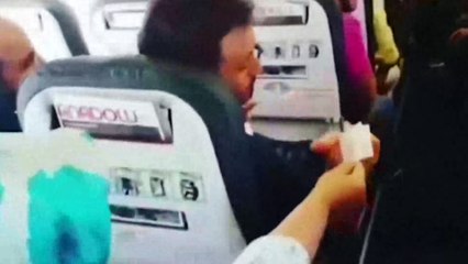 Karadenizliler uçakta pilota elden ele para uzattı!