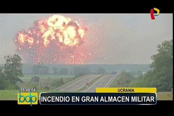 Ucrania: evacúan a 30 mil personas tras incendio en almacén de municiones militares