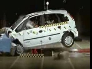 CrashTest EuroNCAP Opel Meriva 1.6L 2003