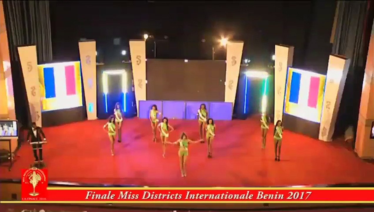 Sala de Pod et Marichou en mode Bikini  ...Quand elle était encore Miss