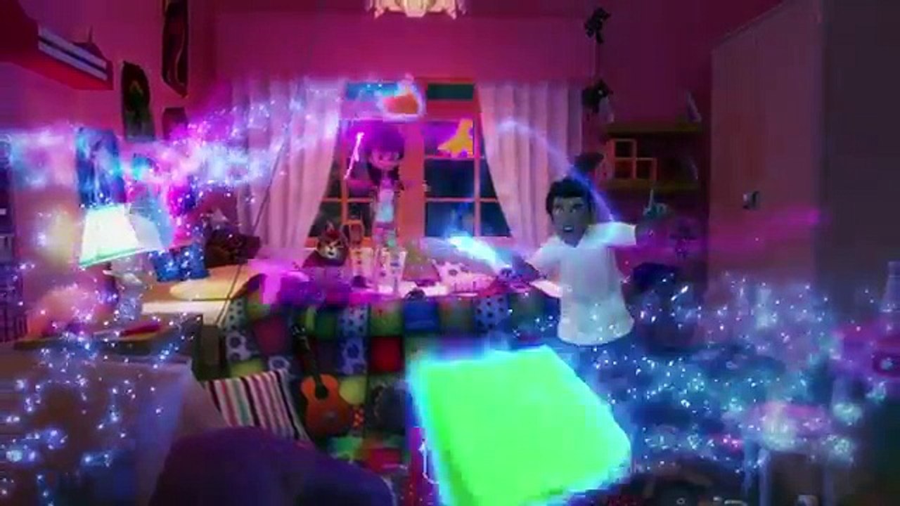 Justin Bieber, BloodPop - Friends (Music Video)