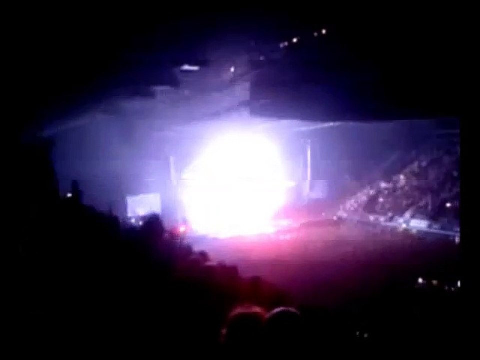 Muse - Stockholm Syndrome, Wembley Arena, London, UK  11/23/2006