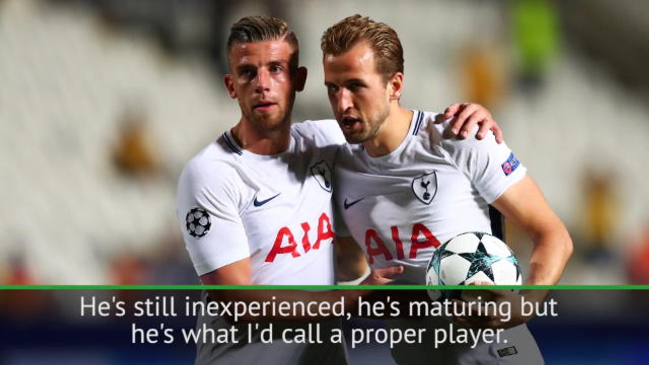 Kane 'bordering on world class' - Shilton