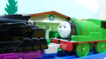 プラレールおもちゃアニメ トーマスｖｓＤｒワルーダ さらわれたパーシーを救え！！