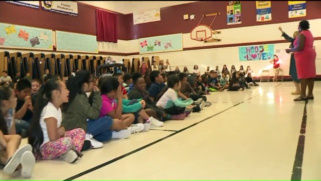 Mother of Sandy Hook Victim Urges Students to Choose Love