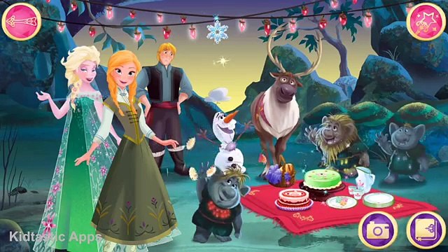 2016 Frozen Movie Special - Anna in Disney Royal Princess Celebrations