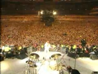 Queen and Axl Rose - We Will Rock You
