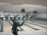Bowling jonglage -Terrible accident au bowling