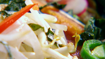 Jeff Puts His Pho On Display _ Season 8 Ep. 16 _ MASTERCHEF-2U3k5xMLQQE