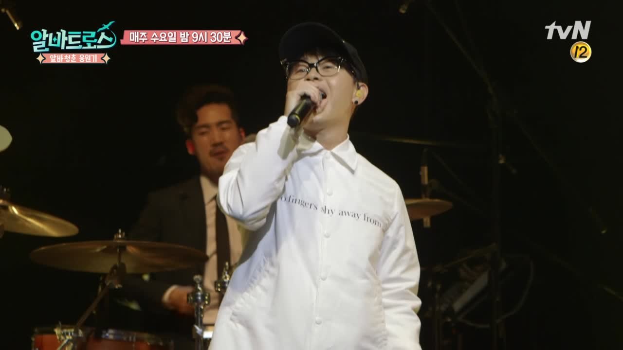 [선공개] 이승환, 소오름 돋는 라이브! '물어본다' 열창!