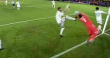 Dortmund Real-Madrid Maçında Ramos Topu Çizgiden Elle Çıkardı, Hakem Devam Dedi