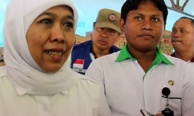 Kunjungi Gunung Agung, Mensos Jamin Logistik