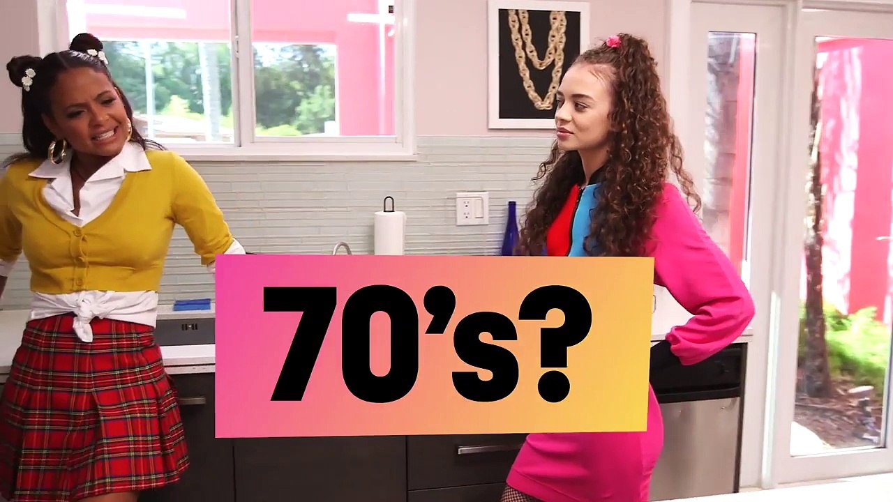90's Kitchen - L'Eggo My Eggo _ 90's House - Hosted by Lance Bass & Christina Milian _ MTV-UfMRCqGF37w