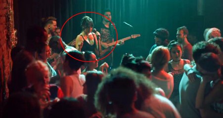 Aslı Enver'in Göğüs Estetiği Yaptırdığını İzleyici Fark Etti