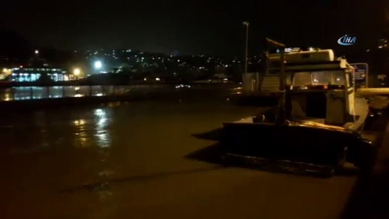 İstanbul Boğazı Çamura Büründü