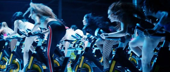 Ariana Grande - Side To Side