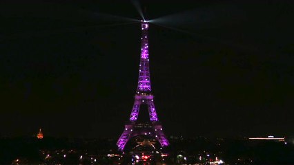 Lutte contre le cancer du sein: la Tour Eiffel illuminée en rose