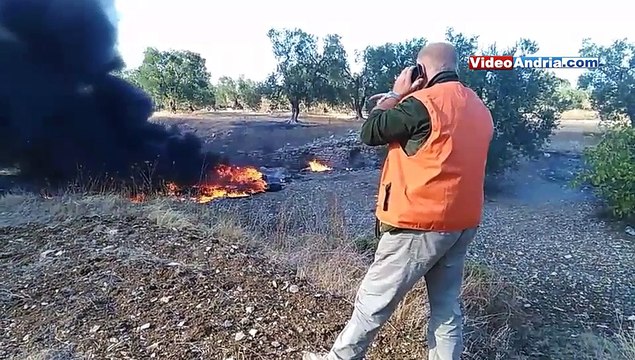Andria: bruciano rifiuti pericolosi e cancerogeni in direzione Trani