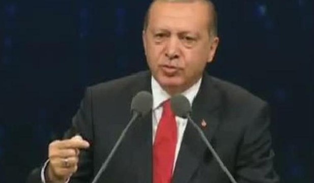 Recep Tayyip Erdoğan: Bir papaz da sizde var, onu bize verin