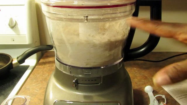 13 cup KitchenAid kfp1333 Food Processor: Making Bread Dough