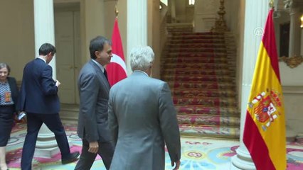 AB Bakanı Çelik, İspanya Dışişleri Bakanı Dastis ile Görüştü