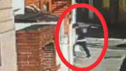 초등학교 교사가 여성 속옷 수백 점 훔쳐 / YTN